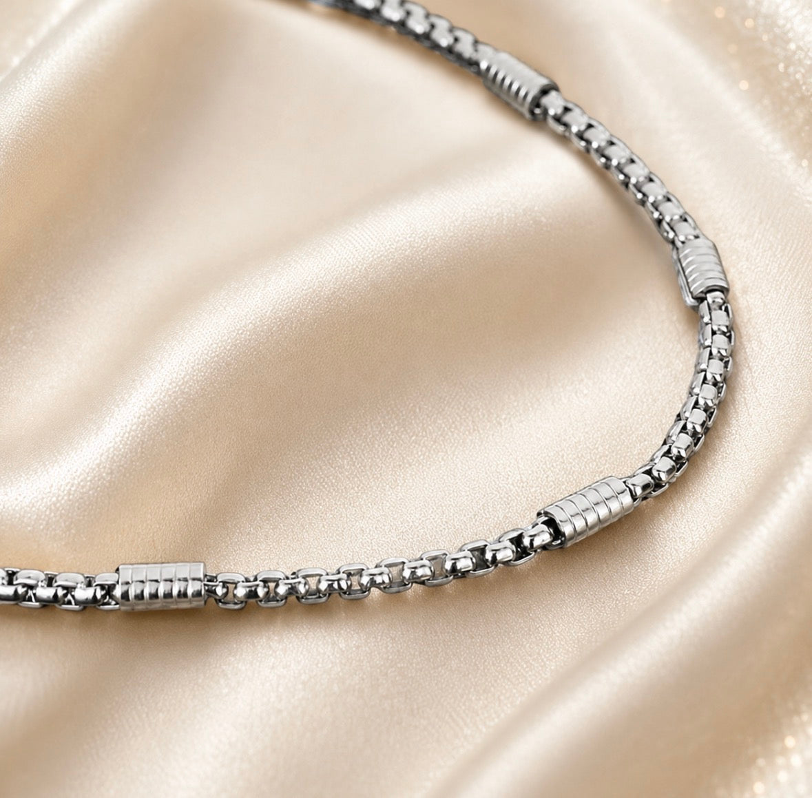 Daniel’s  Necklace