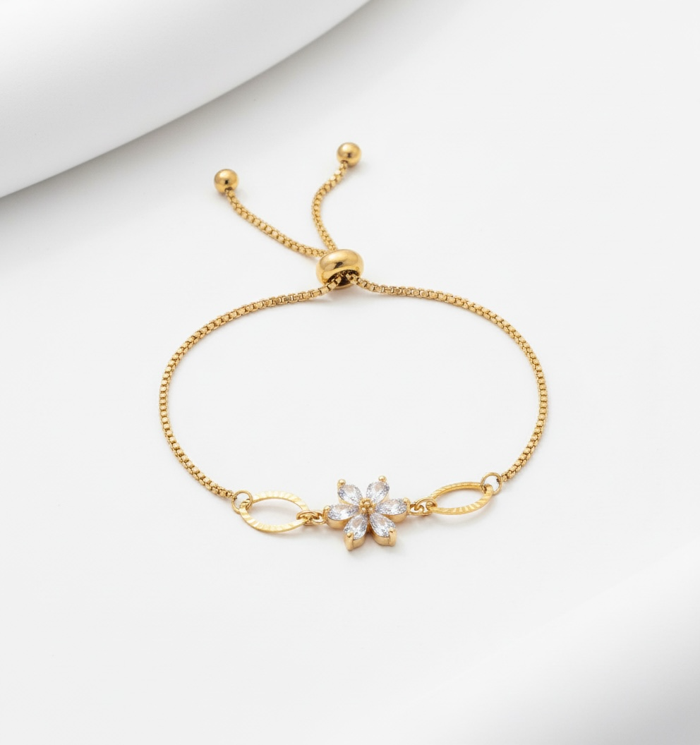 Daisy Bloom Adjustable Bracelet