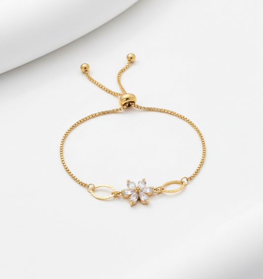 Daisy Bloom Adjustable Bracelet