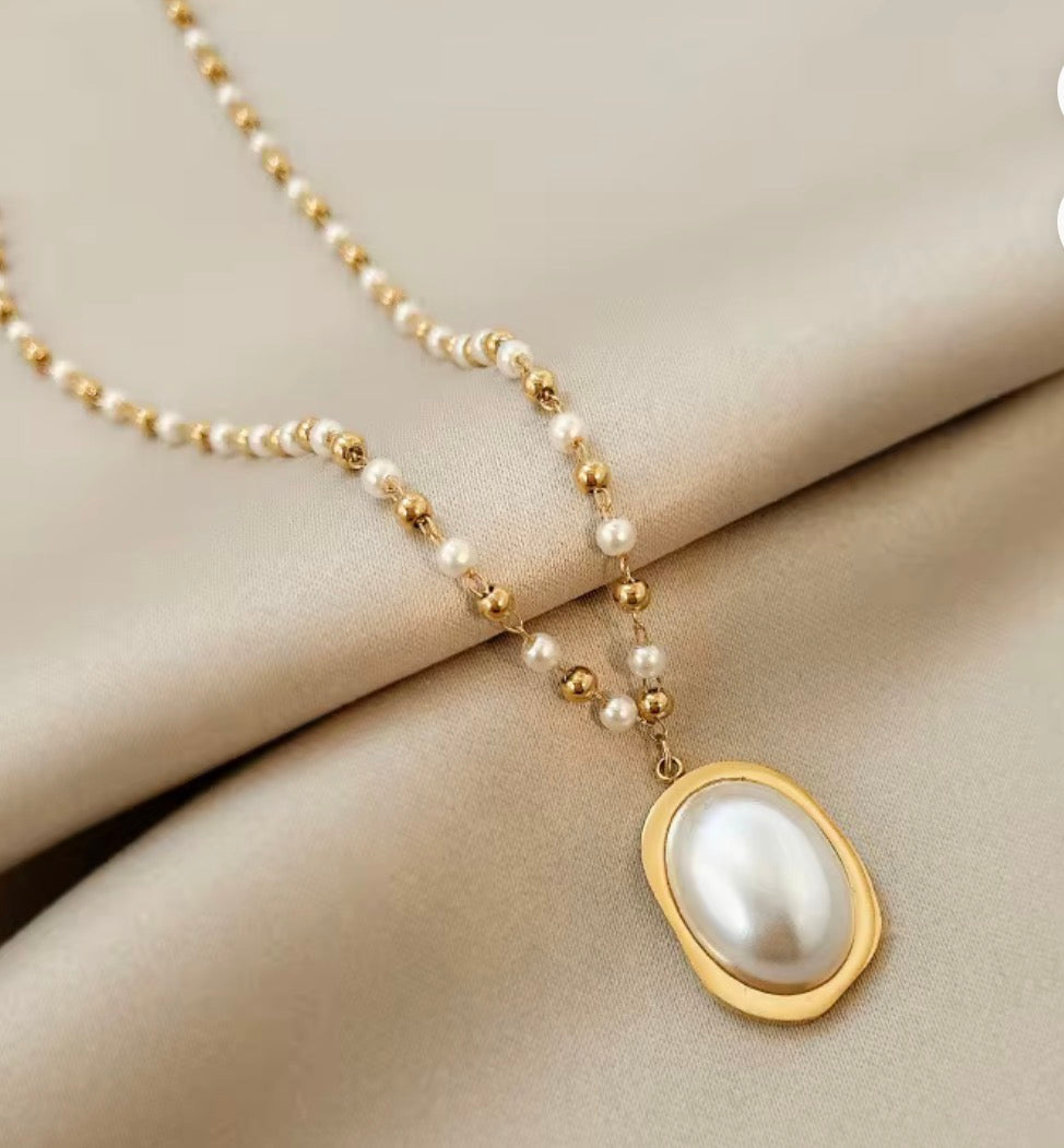 Camille Pearl Necklace