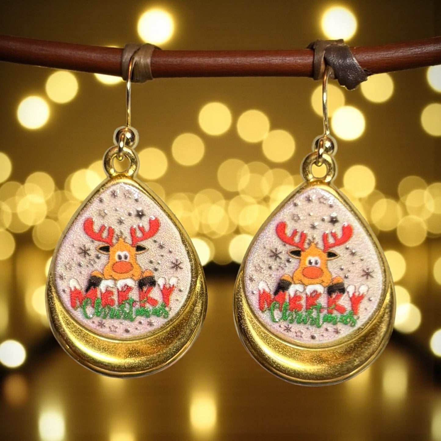 Merry Reindeer’s Earrings