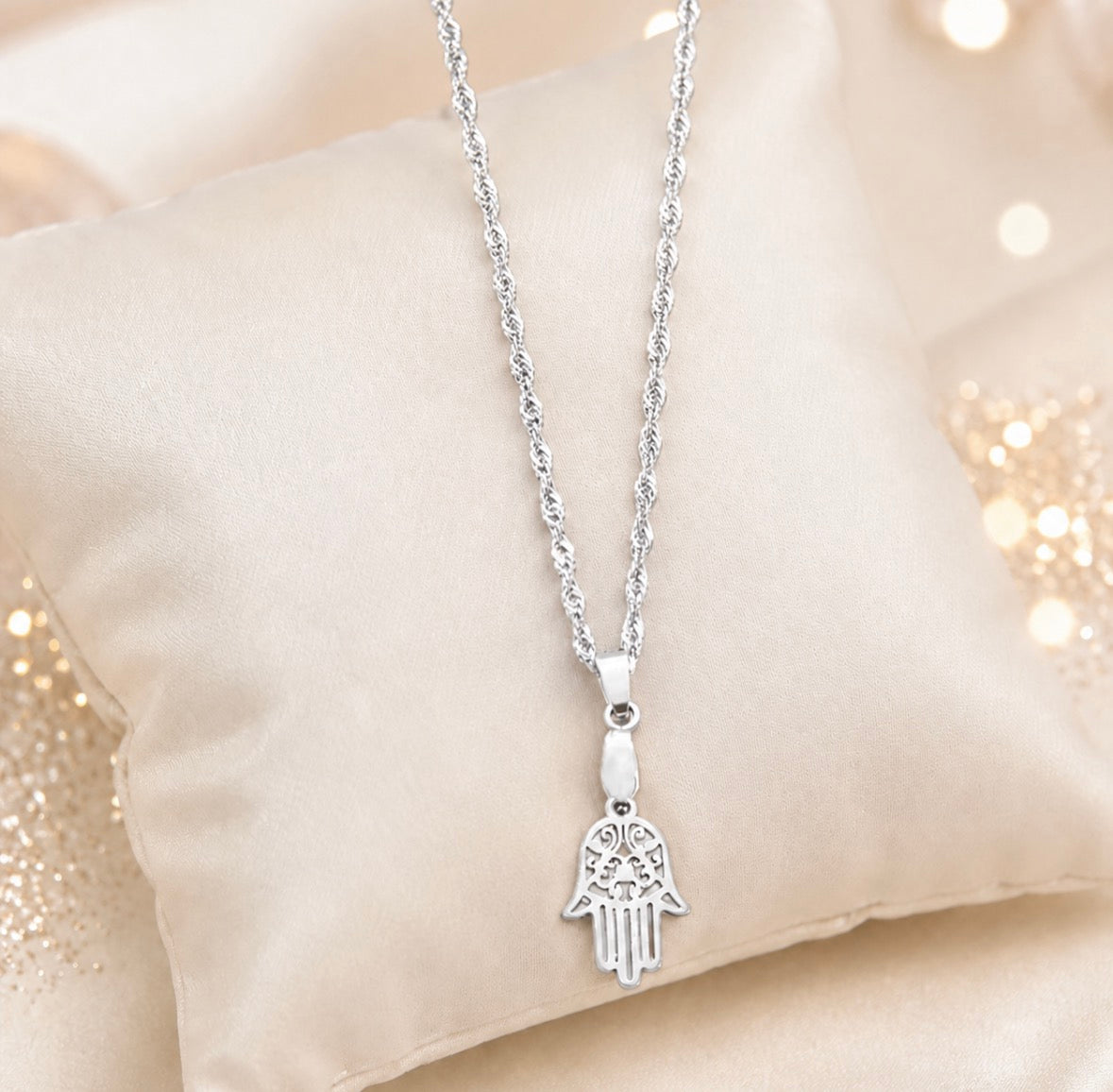 Luna’s Necklace