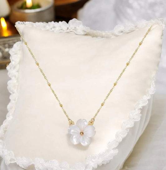 Lunelle Bloom Necklace