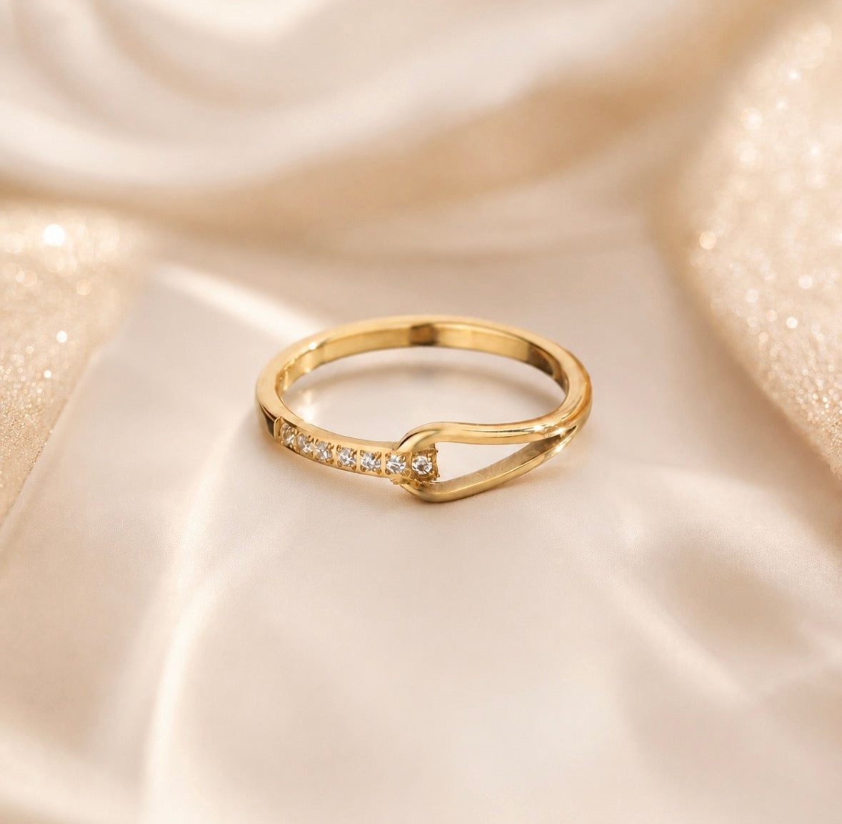Elodie Teardrop Spark Ring