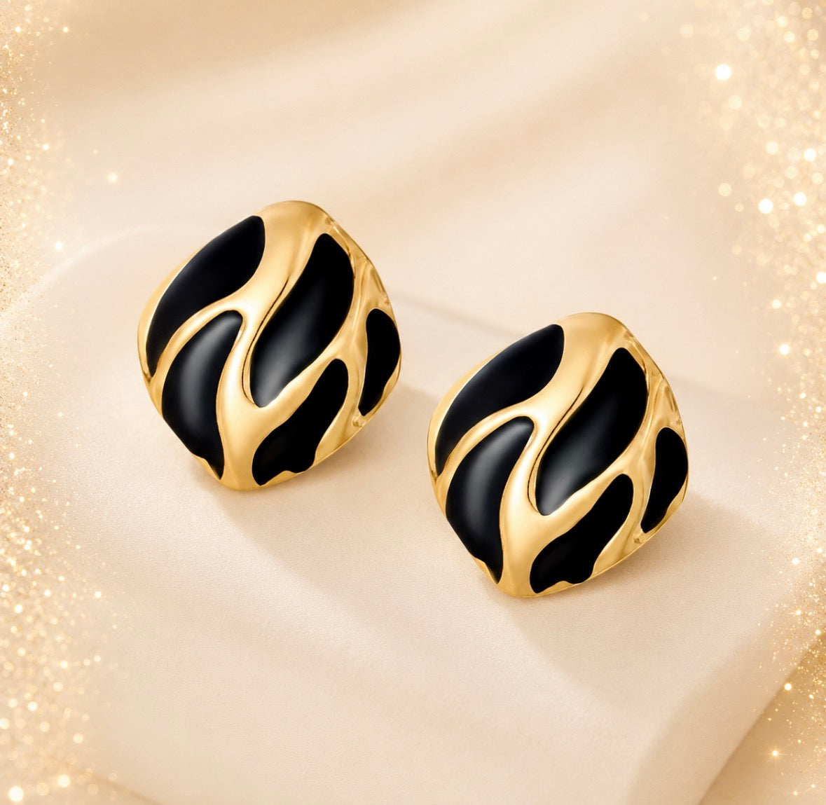 Tidal Noir Earrings