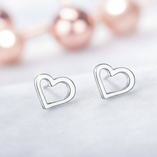 Lynn’s Stud Earrings