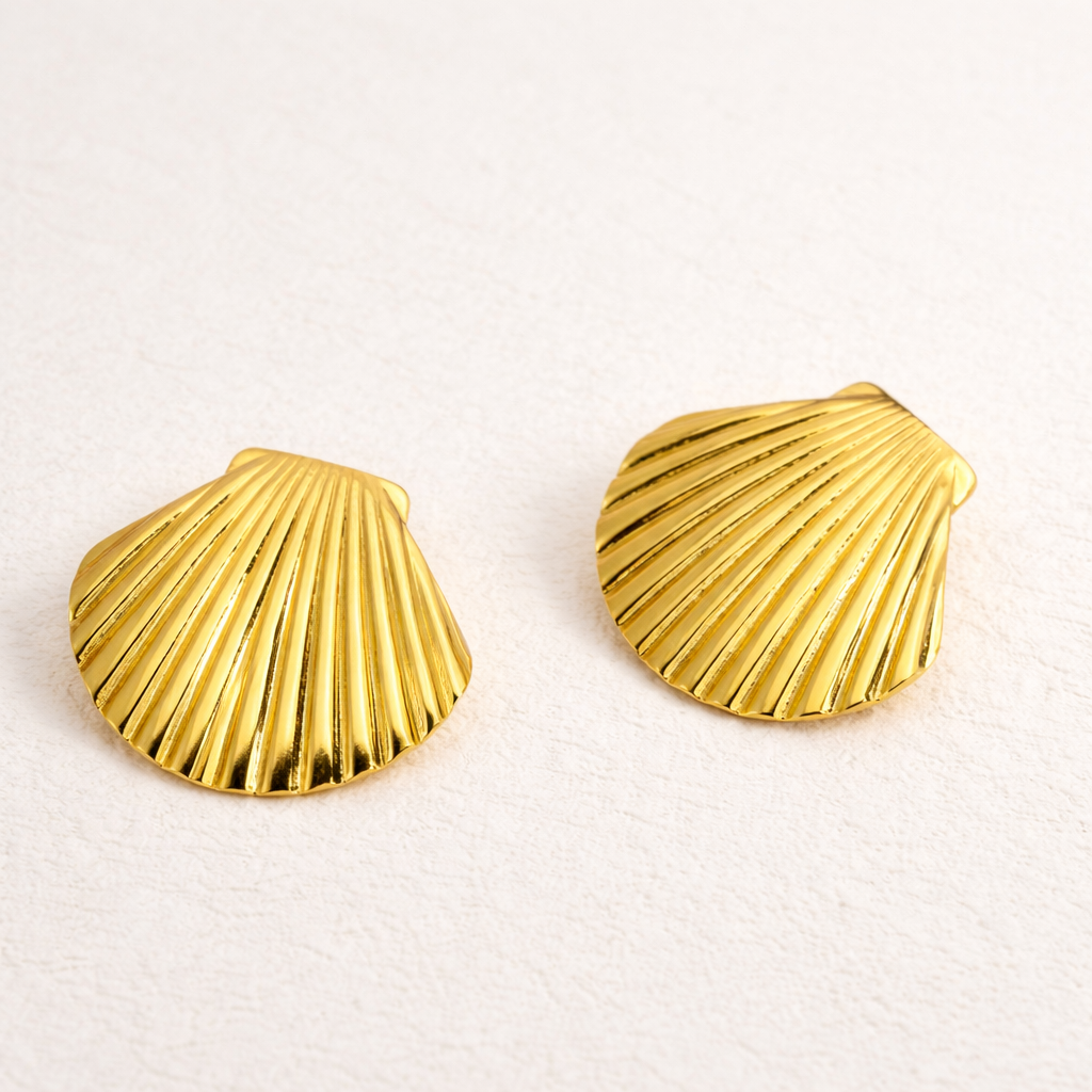 Marina’s Shell Stud Earrings