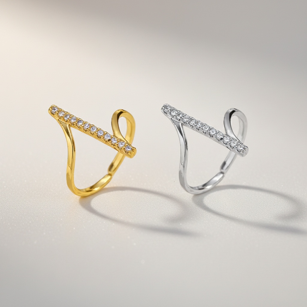 Lumière Curve Ring
