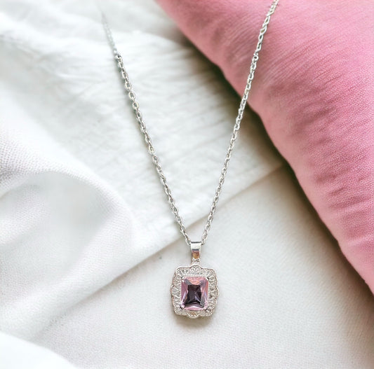 Elizabeth’s Necklace
