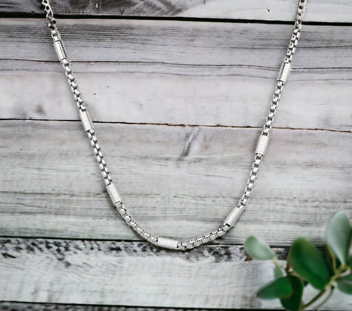 Daniel’s  Necklace