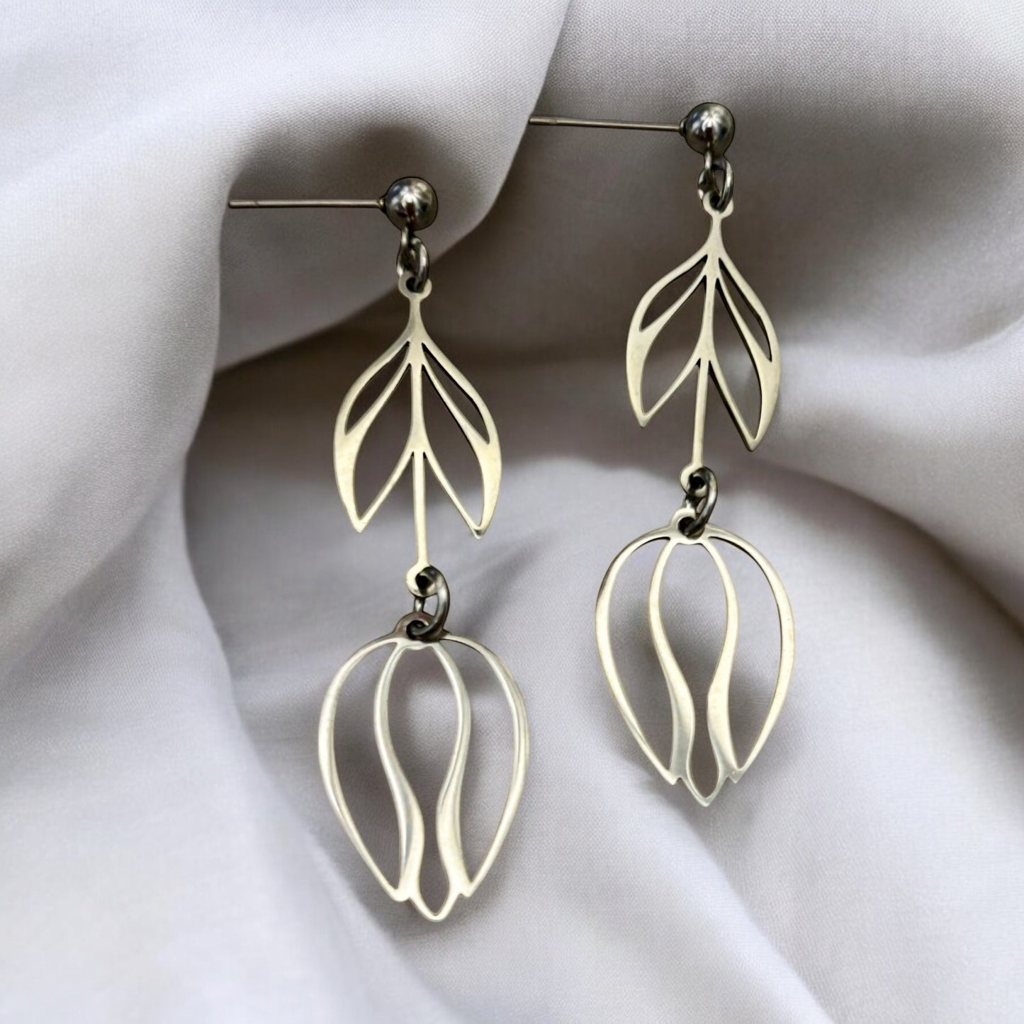 Astrid’s Earrings
