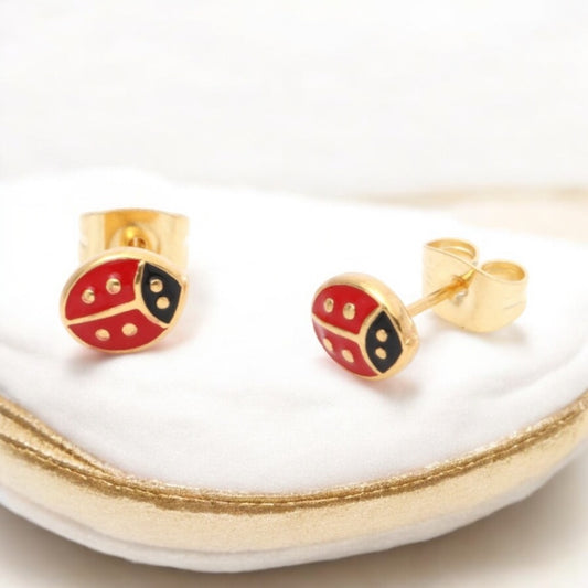 Pebble’s Stud Earrings
