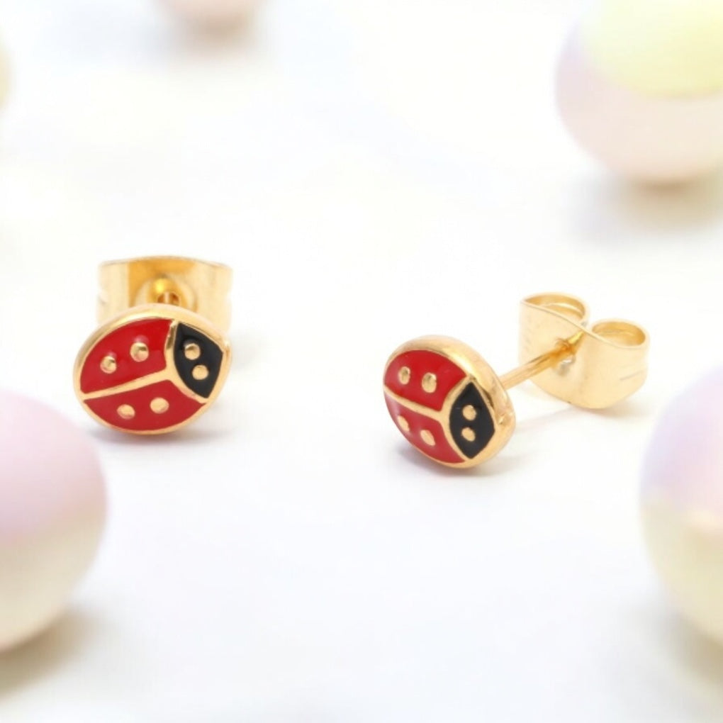 Pebble’s Stud Earrings