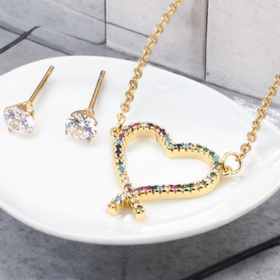 Bianca’s Necklace and Earring Set