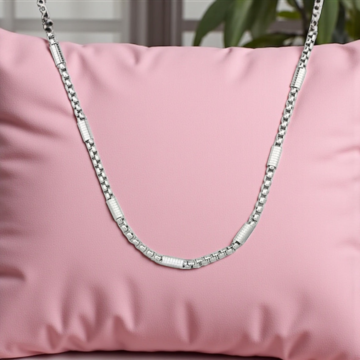 Daniel’s  Necklace