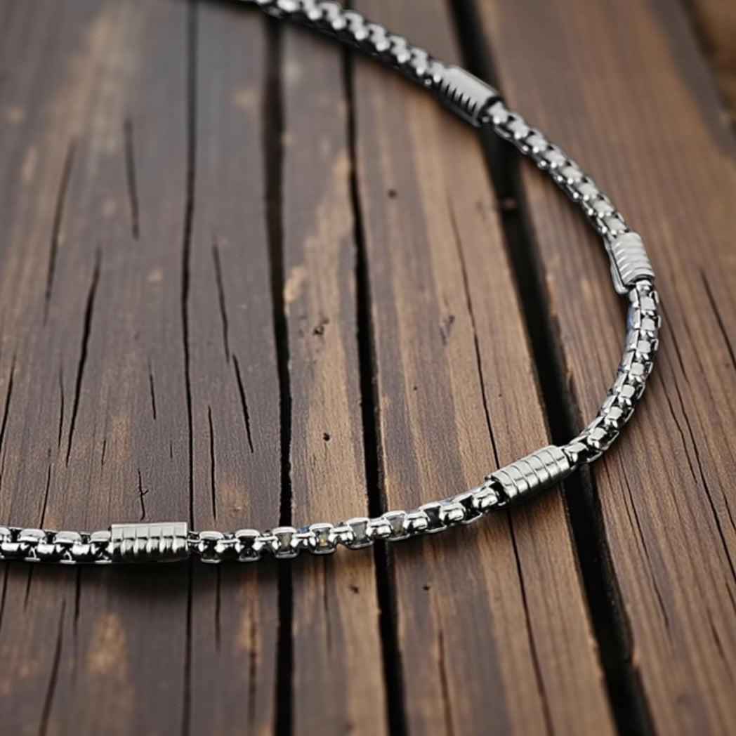 Daniel’s  Necklace